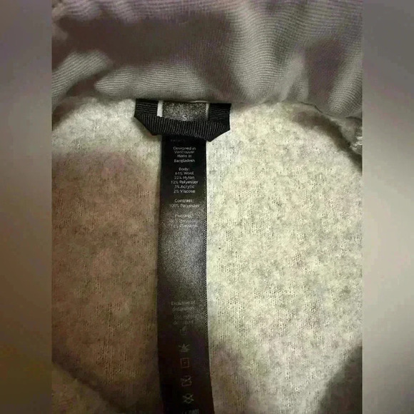 Lululemon Tundra Trek Wool Blend 1/2 zip - Picture 10 of 14